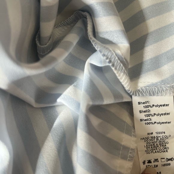 Women’s Mustard Seed size M long sleeve cut out shoulder open back blouse. - Picture 10 of 10